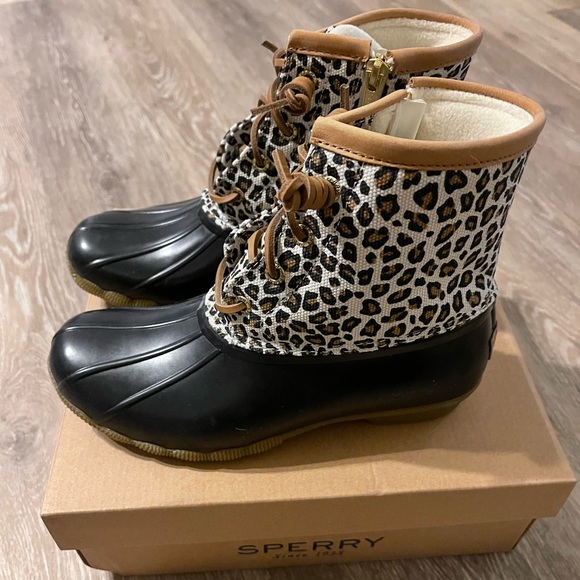 Sperry Leopard Duck Boots  Women’s size 6 - Picture 11 of 11